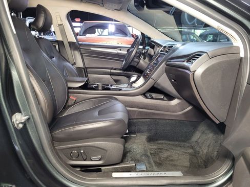 Used 2016 Ford Fusion Titanium image 20