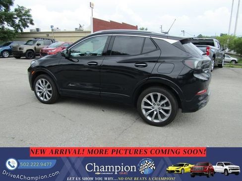 Used 2024 Buick Encore GX Avenir w/ Avenir Convenience Package AWD/4WD image 6