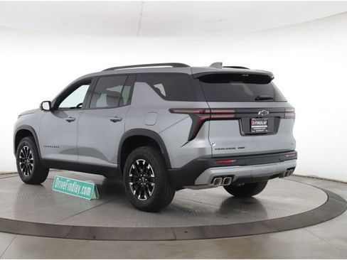 Used 2026 Chevrolet Traverse Z71 AWD/4WD image 8