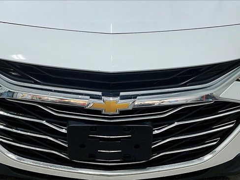 Used 2020 Chevrolet Malibu LT image 31