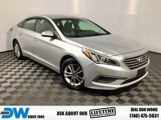 Used 2017 Hyundai Sonata SE image 1