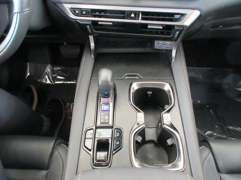 Used 2024 Lexus RX 350 AWD w/ Convenience Package image 46