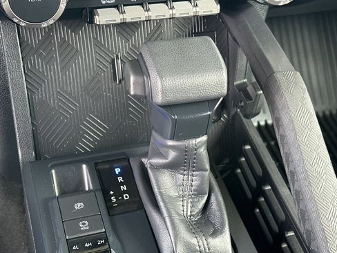 Used 2025 Toyota Tacoma SR5 image 23