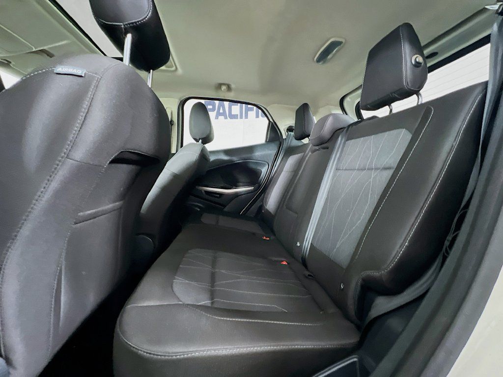 Used 2019 Ford EcoSport SE FWD image 28