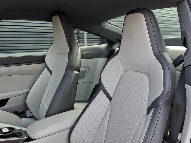 Certified 2025 Porsche 911 Carrera S RWD image 5