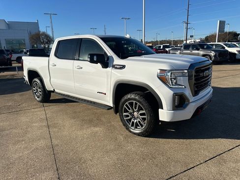 Used 2022 GMC Sierra 1500 AT4 w/ AT4 Premium Package image 1