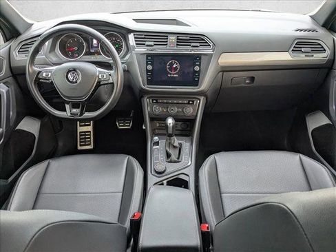 Used 2021 Volkswagen Tiguan SE R-Line image 19