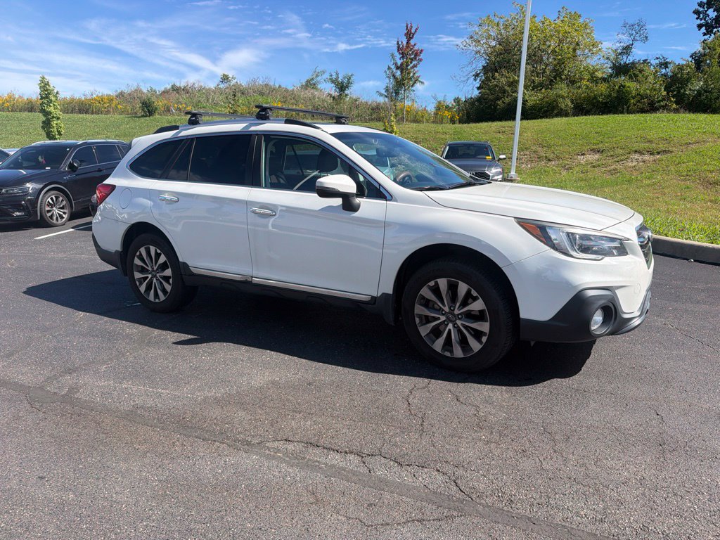Used 2019 Subaru Outback 2.5i Touring w/ Popular Package #3A AWD/4WD image 3