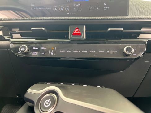 New 2025 Kia EV6 Wind AWD/4WD image 20