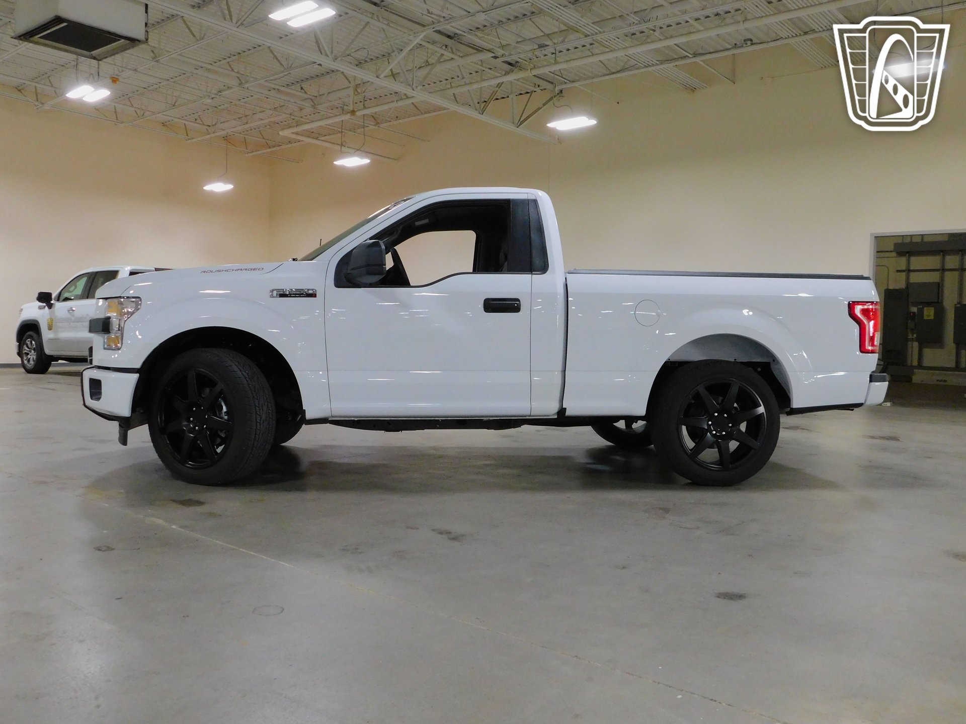 Used 2017 Ford F150 XL w/ Equipment Group 101A Mid RWD image 10