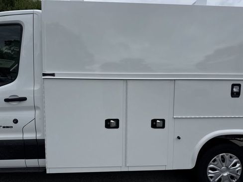 New 2026 Ford Transit 350 w/ Interior Upgrade Package RWD image 17