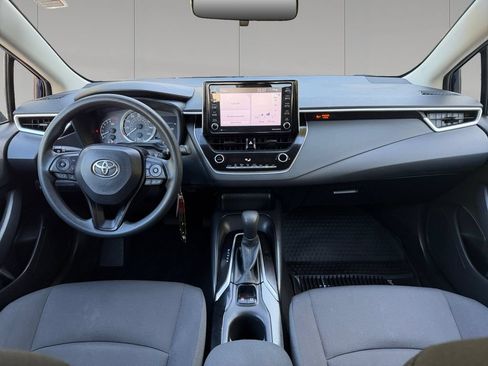 Used 2021 Toyota Corolla LE FWD image 12
