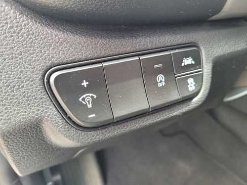 Used 2022 Kia Seltos LX image 17