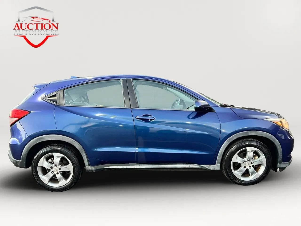 Used 2017 Honda HR-V LX image 4