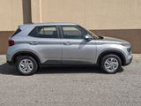 New 2025 Hyundai Venue SE image 3