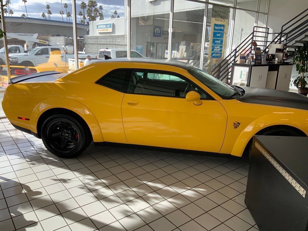 Used 2018 Dodge Challenger SRT Demon RWD image 5