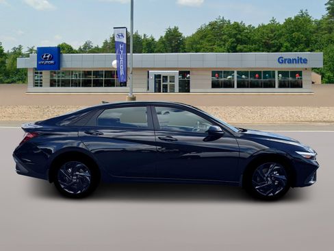 New 2026 Hyundai Elantra Sport image 9