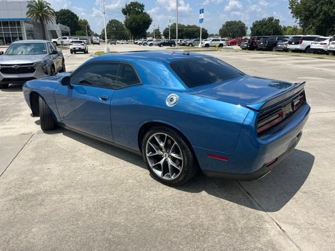 Used 2022 Dodge Challenger GT RWD image 4