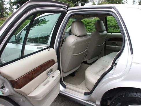 Used 2006 Mercury Grand Marquis LS RWD image 15
