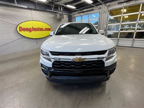Used 2022 Chevrolet Colorado LT w/ Fleet Safety Package RWD image 9