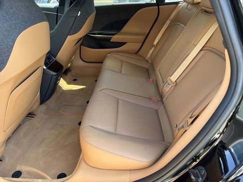 Used 2024 Lucid Air Touring image 17