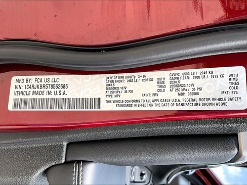 New 2026 Jeep Grand Cherokee L Limited w/ Limited Altitude Package AWD/4WD image 17
