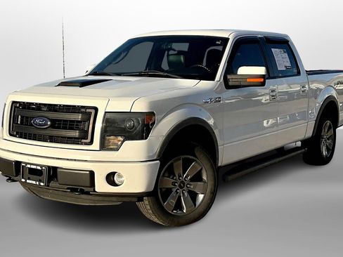 Used 2014 Ford F150 FX4 w/ Equipment Group 402A Luxury image 14