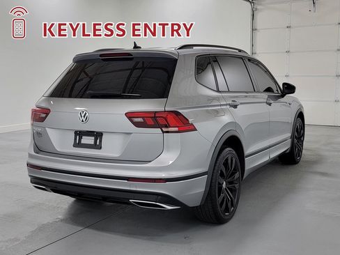 Used 2021 Volkswagen Tiguan SE R-Line FWD image 9