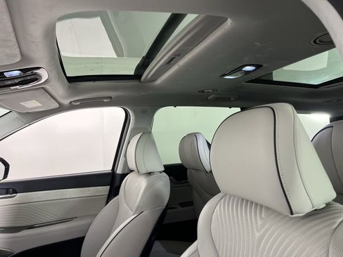 Used 2024 Hyundai Palisade Calligraphy image 28