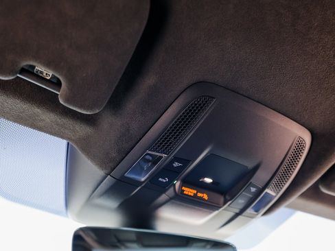 Certified 2023 Porsche Taycan GTS image 21