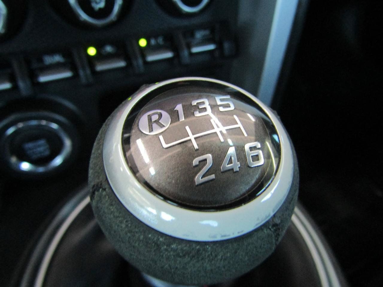 Used 2013 Subaru BRZ Limited w/ Popular Pkg 1B RWD image 18