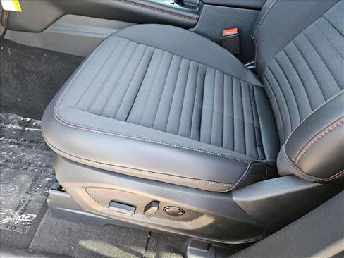 New 2025 Ford Explorer ST-Line image 4