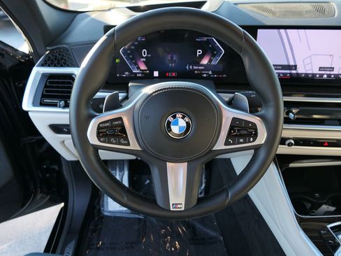 Used 2024 BMW X6 xDrive40i w/ Premium Package image 18