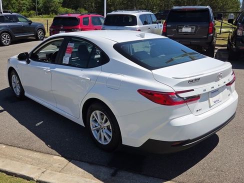 New 2026 Toyota Camry LE FWD image 10