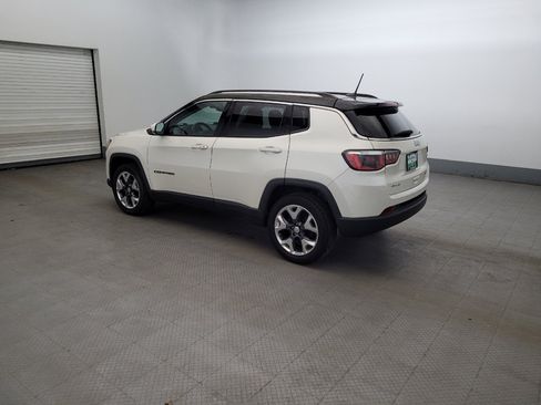 Used 2018 Jeep Compass Limited AWD/4WD image 3
