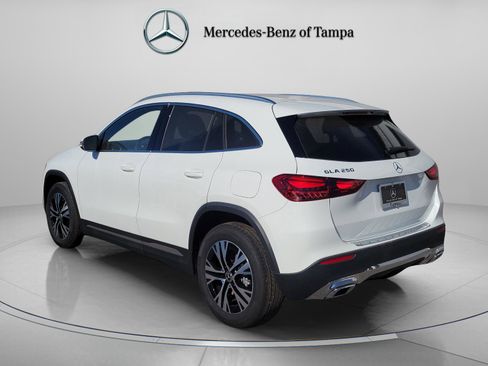 Certified 2026 Mercedes-Benz GLA 250 image 2