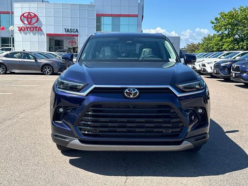 New 2026 Toyota Grand Highlander AWD image 2