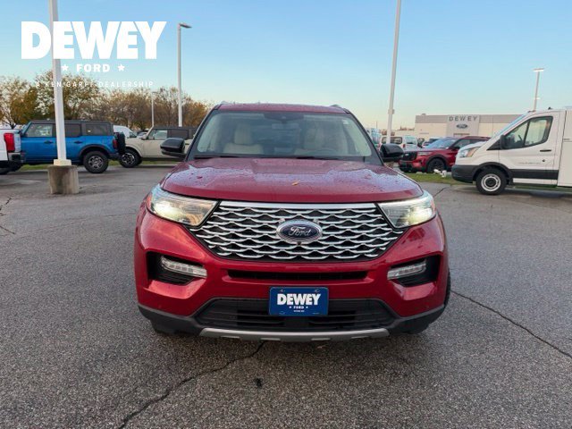 Used 2022 Ford Explorer Platinum w/ Equipment Group 601A AWD/4WD image 3