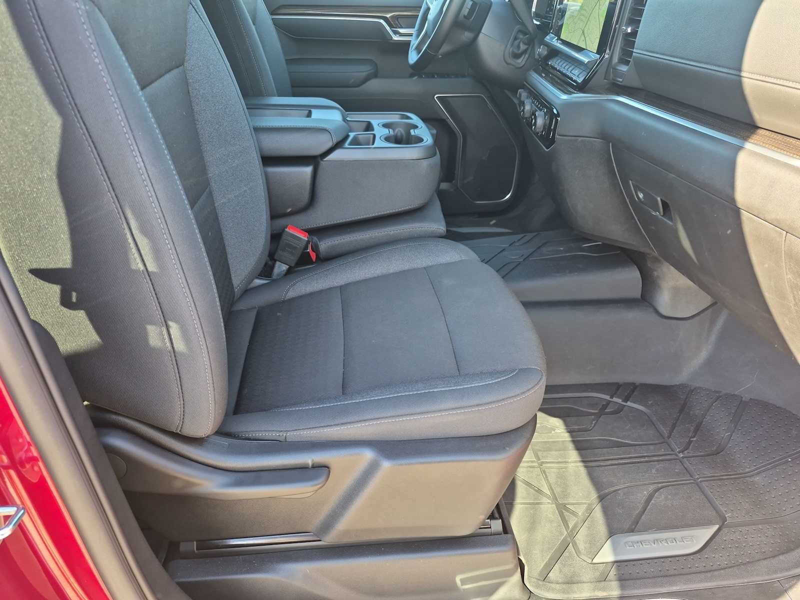 Used 2025 Chevrolet Silverado 1500 RST w/ Protection Package AWD/4WD image 21