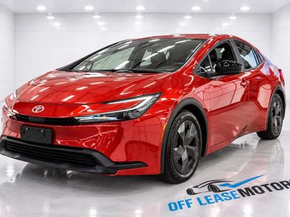 Used 2025 Toyota Prius LE