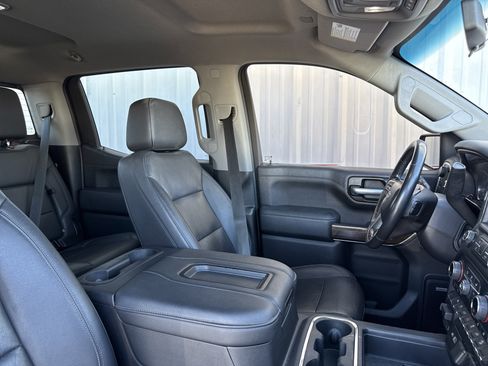 Used 2021 Chevrolet Silverado 1500 LT Trail Boss w/ Convenience Package II image 39