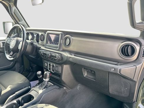 Used 2021 Jeep Gladiator Sport AWD/4WD image 35