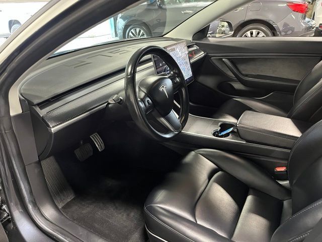 Used 2018 Tesla Model 3 Long Range RWD image 22
