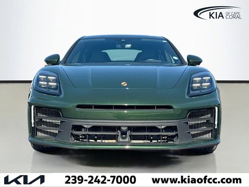 Used 2025 Porsche Panamera 4 image 8