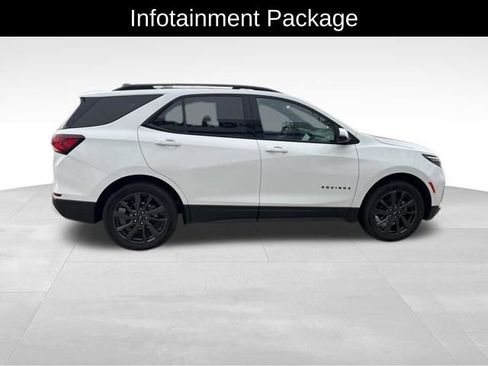 Used 2023 Chevrolet Equinox RS w/ RS Leather Package image 8