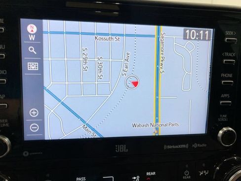Used 2021 Toyota Highlander Limited FWD image 21