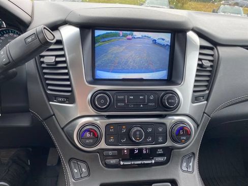 Used 2020 Chevrolet Suburban LT AWD/4WD image 26