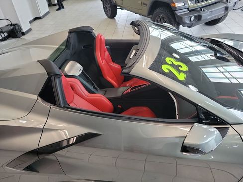 Used 2023 Chevrolet Corvette Stingray Preferred Conv w/ Z51 Performance Package image 4