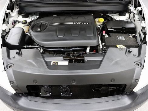 Used 2016 Jeep Cherokee Trailhawk w/ Leather Interior Group image 27