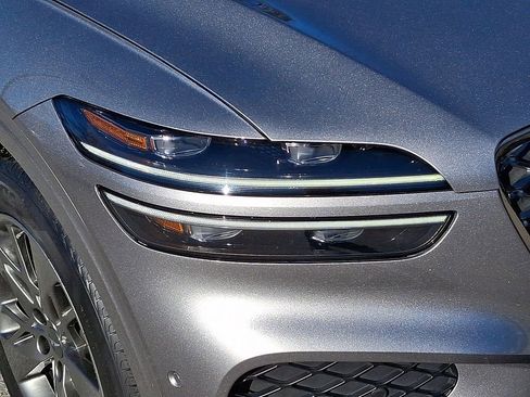 Used 2022 Genesis GV70 3.5T Sport w/ Sport Advanced Package image 9